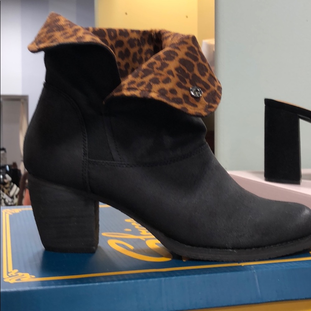 Sbicca Maleena Booties